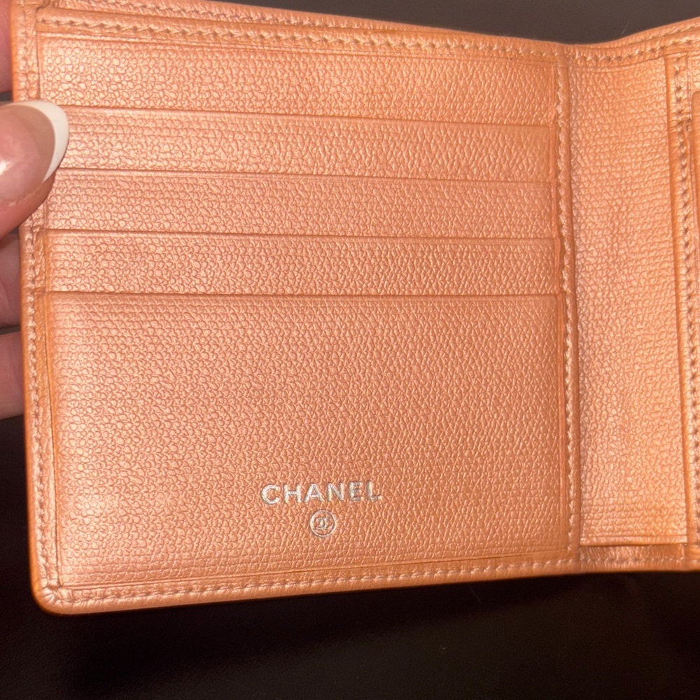 CHANEL Apricot Leather Wallet - Picture 4 of 10